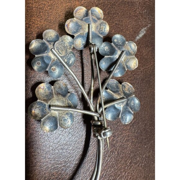 Early 1919 Sterling Silver Coro Opening Pedal Bunch of Flowers Brooch - Picture 4 of 5